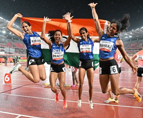 India's Women Win the 4x400m Relay, India's First Athletics Gold of the Games